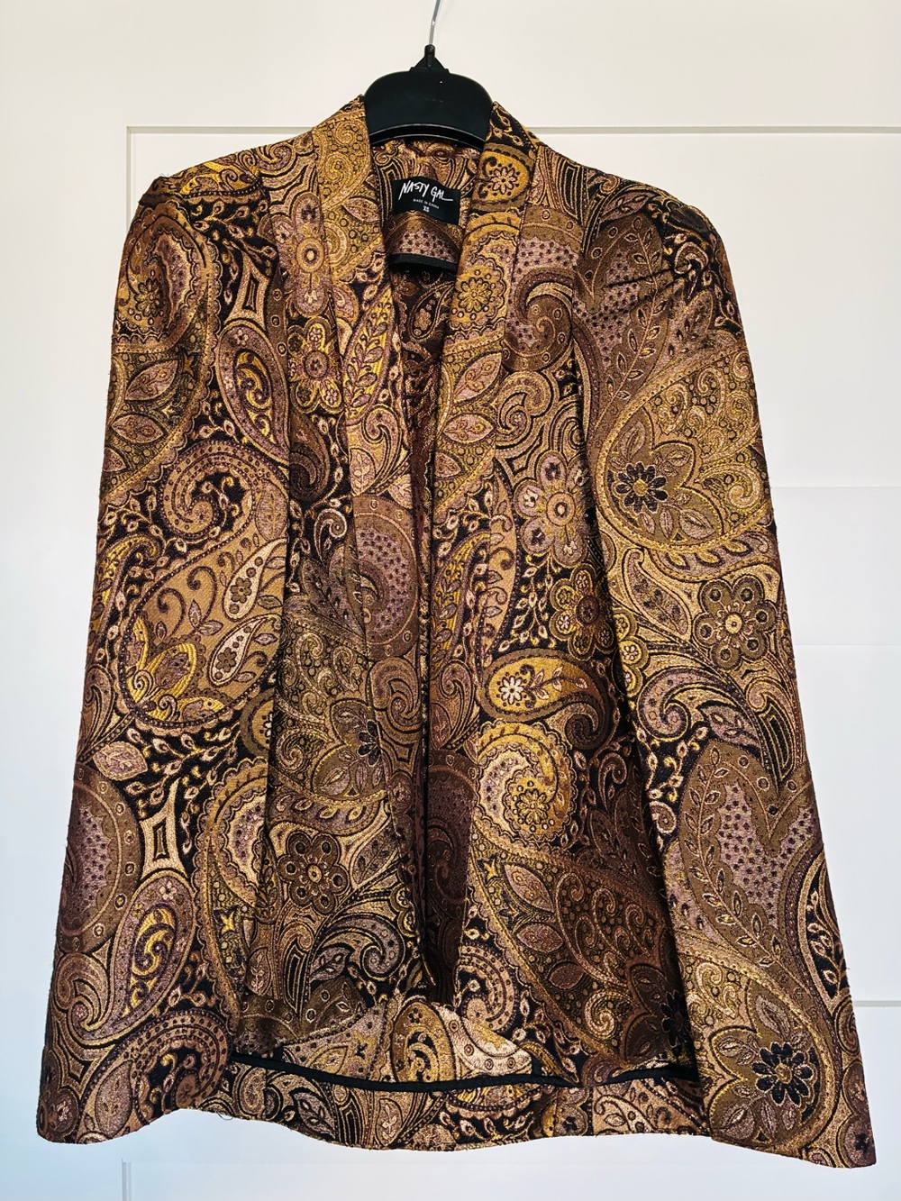 Nasty Gal XS Gold Black Paisley Brocade Blazer Cape